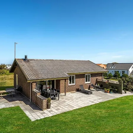 Holiday home Cozy In Thisted With Wifi